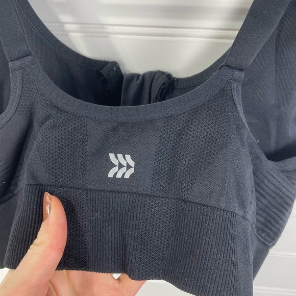 All in Motion Black Sports Bra Large Women’s - Picture 4 of 9